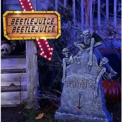 LED Here Lies Beetlejuice Tombstone -Creepy Decor Store 01483189 c